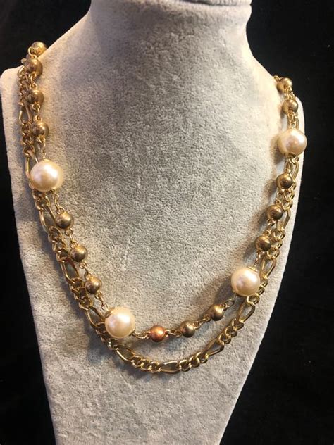 Christian Dior RARE Luxurious Vintage 1980's Pearl & Rhinestone Necklace.